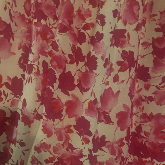 Pink and white floral maxi dress - Picture 3 of 7